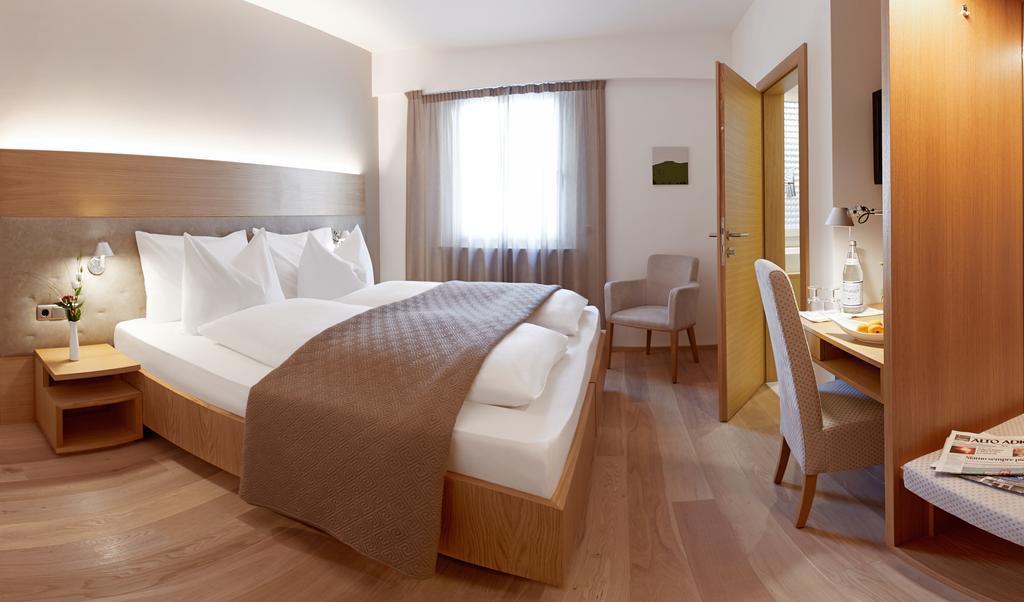 Hotel Post Gries Bolzano Exterior foto